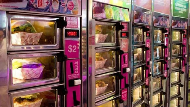 Zwolnienie z obowiązku ewidencjonowania sprzedaży za pomocą kas rejestrujących nie obejmie automatów vendingowych. Jakie jeszcze usługi zostaną objęte obowiązkiem, a kto uzyska zwolnienie?