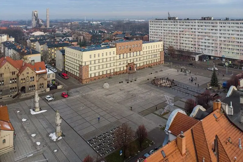 zdjęcie wyróżniające Mniej betonu, więcej drzew. Tak zmieniają się rynki w regionie