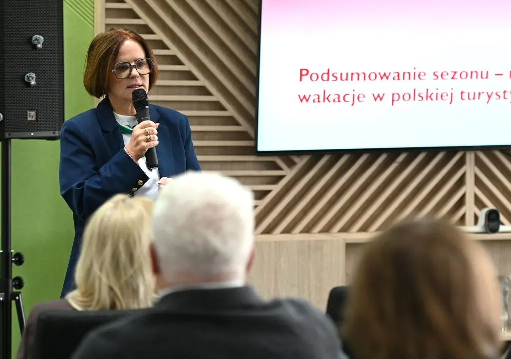 Turyści wydali w Polsce 96 mld zł. Rośnie liczba gości z zagranicy — 1