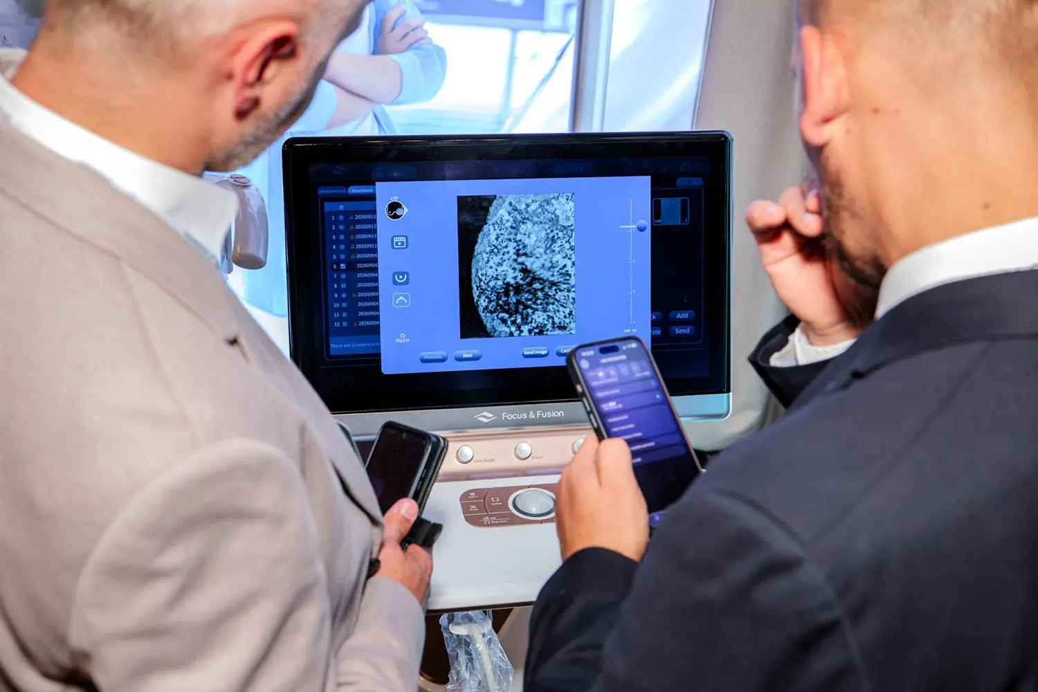Cyfryzacja, cyberbezpieczeństwo i szpitale. O tym rozmawiano podczas HBI 2026 — 7