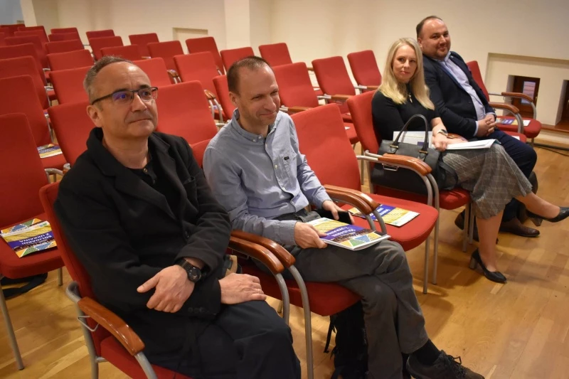 Konferencja „Niewidzialni – sytuacja dorosłych osób z niepełnosprawnością” — 7