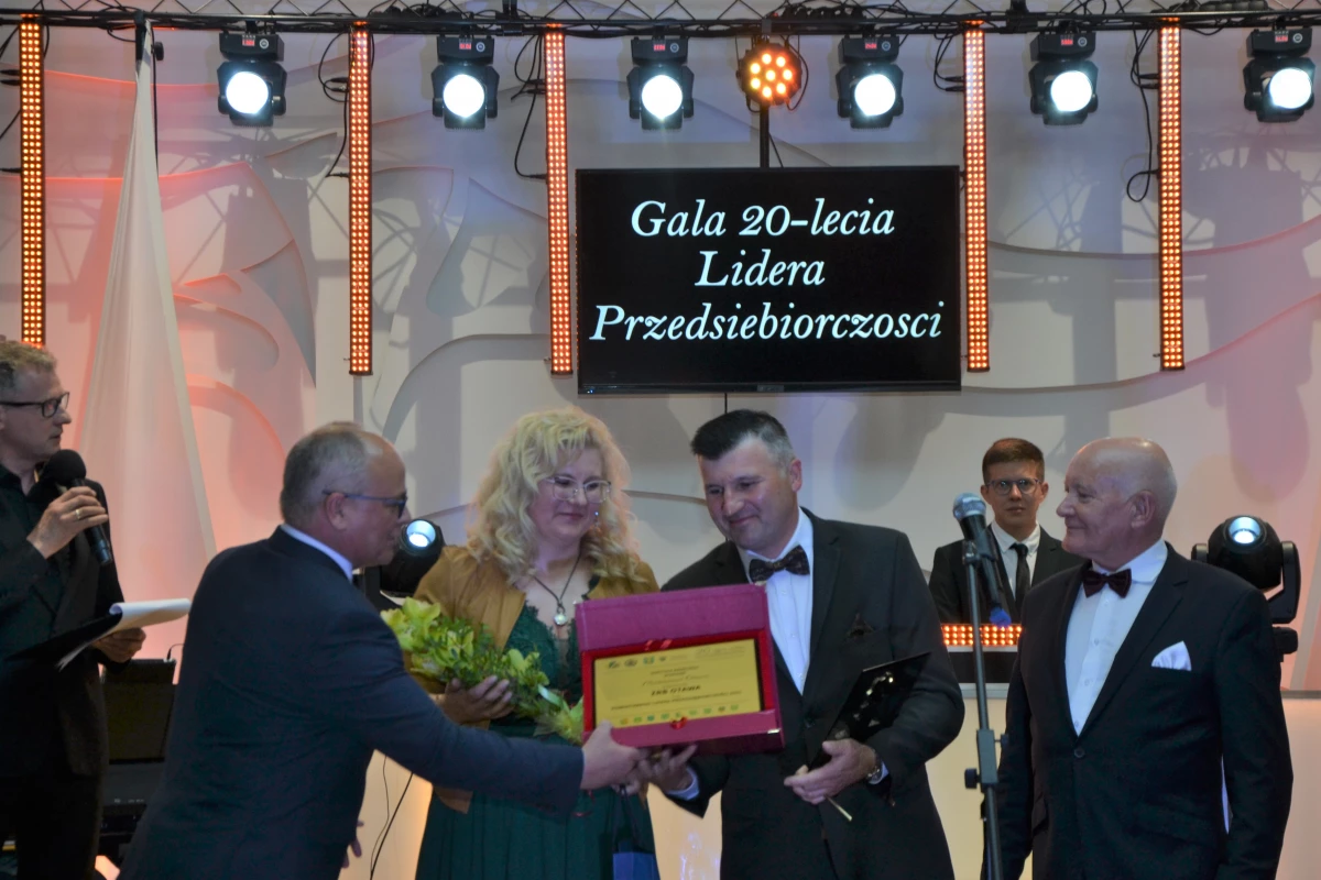 CECH | Uroczysta gala 20-lecia Powiatowego Lidera Przedsiębiorczości 2022 — 23