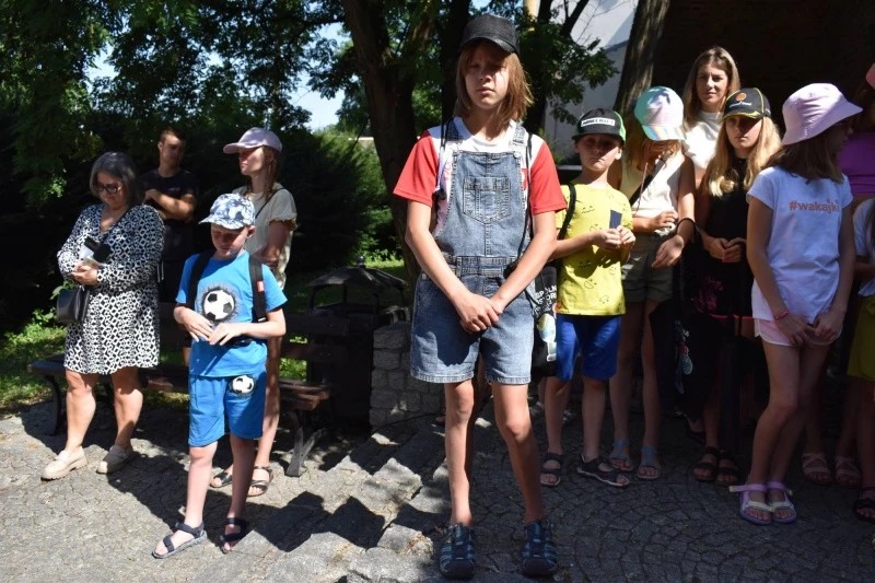 Plac zabaw na zamkowym międzymurzu w Raciborzu otwarty — 7