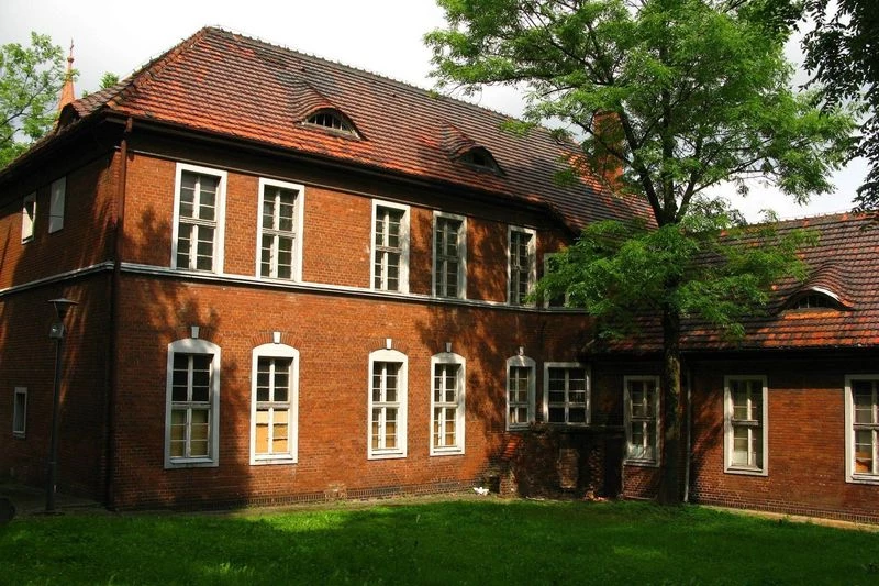 Wokół rybnickiego Juliusza pojawi się więcej zieleni i nowe alejki — 7