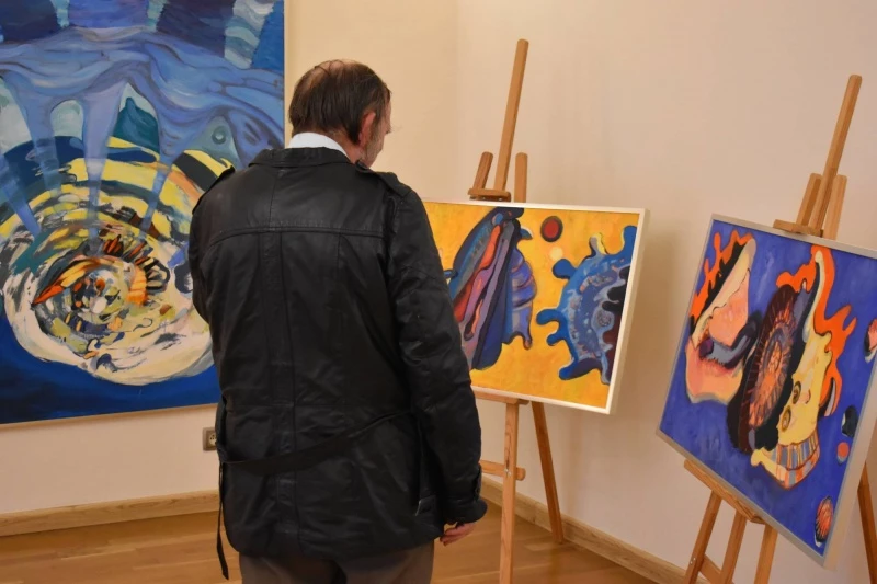 „Zmysły”. Wernisaż wystawy malarstwa Marzeny Balewskiej na Zamku Piastowskim — 9