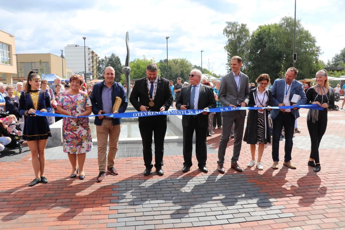 Mieszkańcy Orłowej mają nowe centrum miasta — 15
