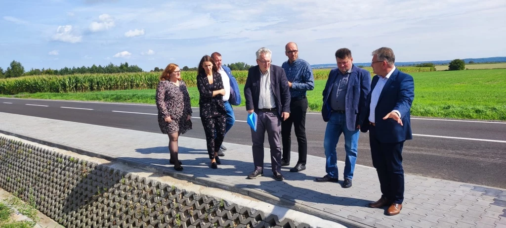Przebudowa drogi powiatowej Tworków – Hanowiec zakończona — 1
