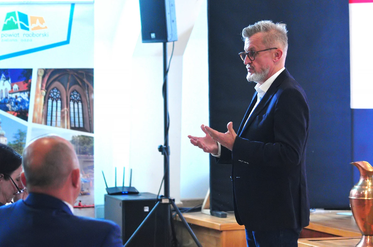 Raciborskie Rozmowy o Rozwoju: Rozwój miast i regionu — 102