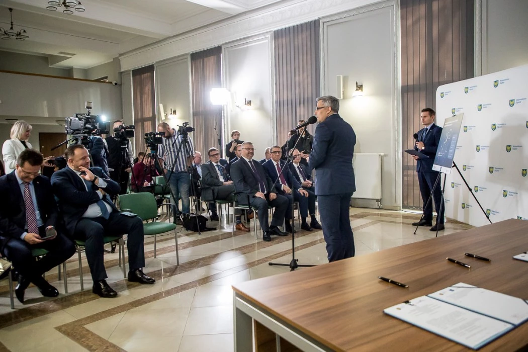 Kolej wróci do Jastrzębia-Zdroju. Umowa z PKP PLK podpisana — 7