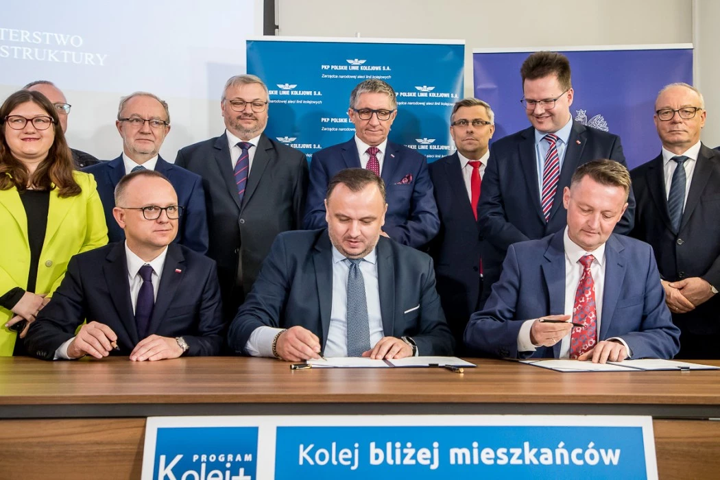 Kolej wróci do Jastrzębia-Zdroju. Umowa z PKP PLK podpisana — 11