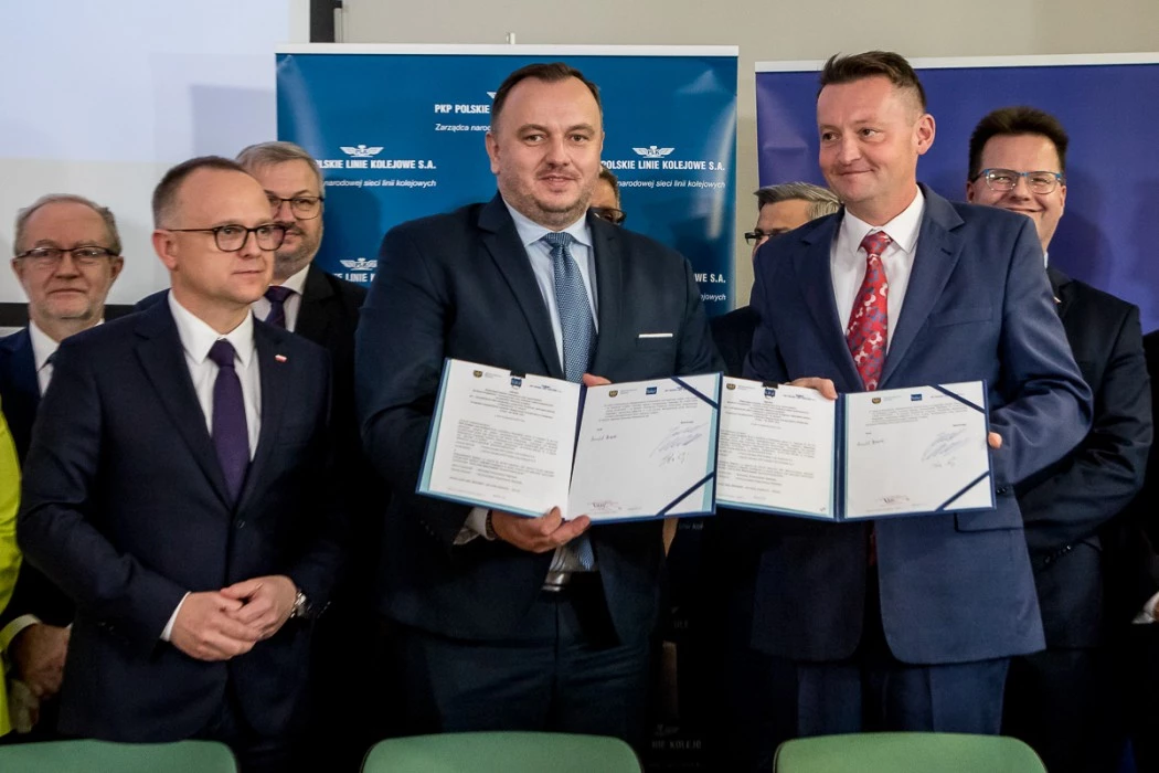 Kolej wróci do Jastrzębia-Zdroju. Umowa z PKP PLK podpisana — 12