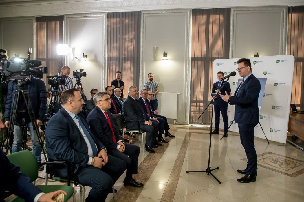 Kolej wróci do Jastrzębia-Zdroju. Umowa z PKP PLK podpisana — 6