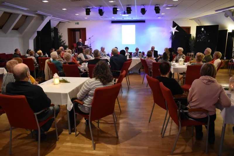 Montaż słowno-muzyczny „Wśród ludzi” na Zamku Piastowskim — 2
