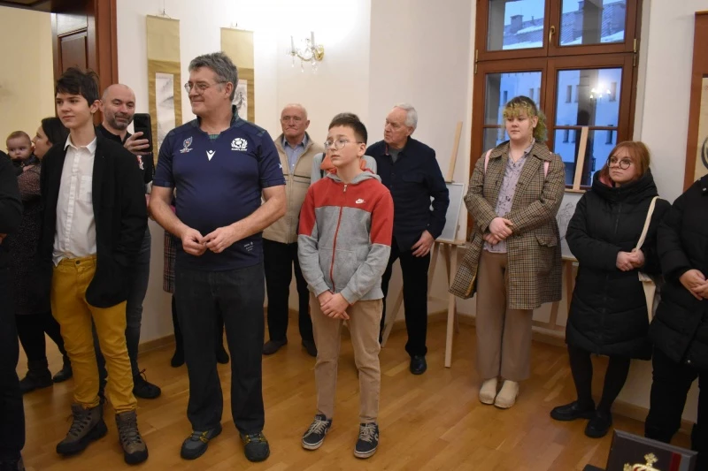 Ślady tuszu na mieczu. Nowa wystawa na Zamku Piastowskim — 3