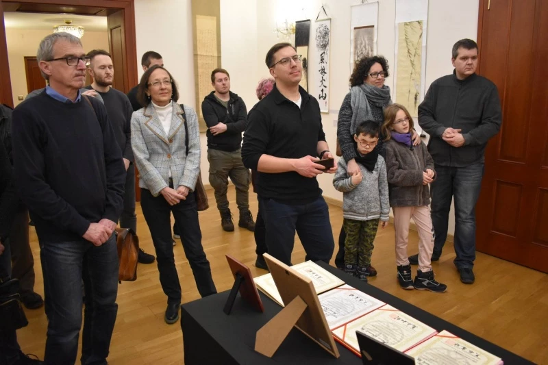 Ślady tuszu na mieczu. Nowa wystawa na Zamku Piastowskim — 7
