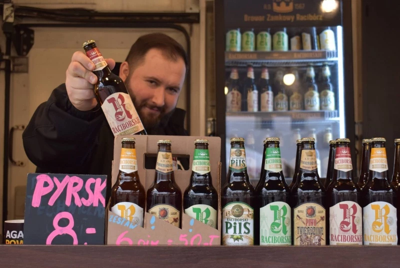 Zlot Food Trucków odbył się na raciborskim zamku — 4
