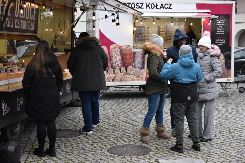 Zlot Food Trucków odbył się na raciborskim zamku — 16