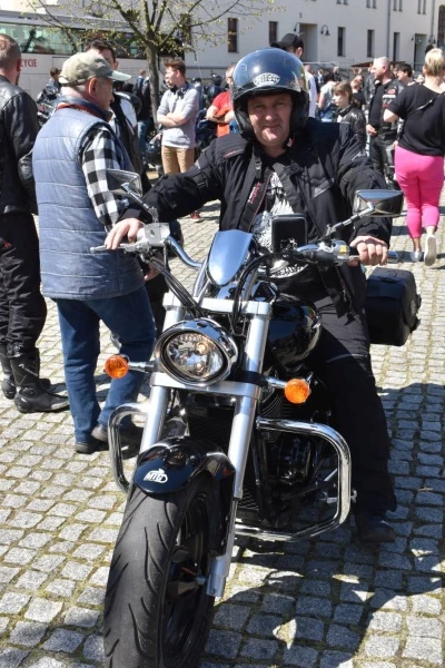 Na Zamku Piastowskim rozpoczęto 26. sezon motocyklowy — 23