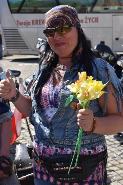 Na Zamku Piastowskim rozpoczęto 26. sezon motocyklowy — 35