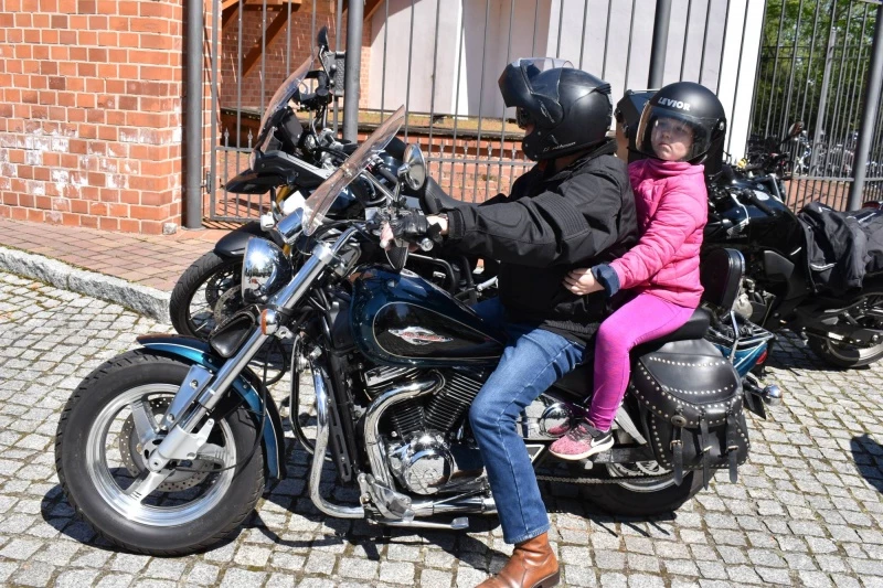Na Zamku Piastowskim rozpoczęto 26. sezon motocyklowy — 19