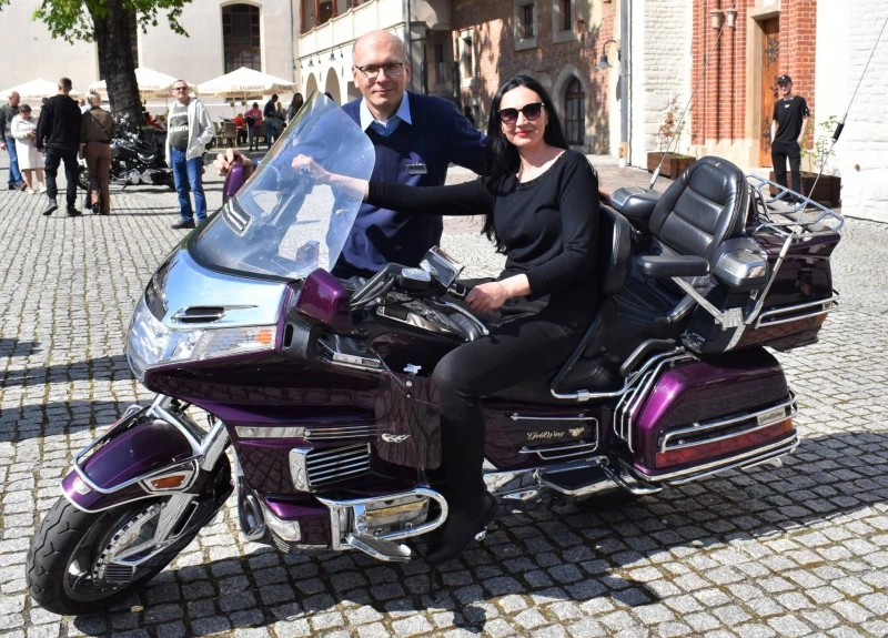 Na Zamku Piastowskim rozpoczęto 26. sezon motocyklowy — 39