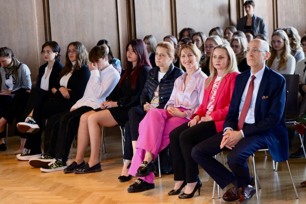 Uroczyste pożegnanie maturzystów w ZSO nr 1 i CKZiU nr 1 w Raciborzu — 11