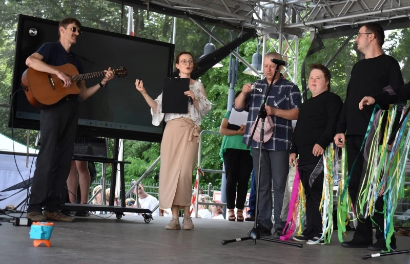Festiwal „Dziesiątka i Przyjaciele” na Zamku Piastowskim — 19