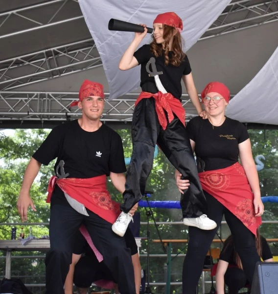Festiwal „Dziesiątka i Przyjaciele” na Zamku Piastowskim — 60
