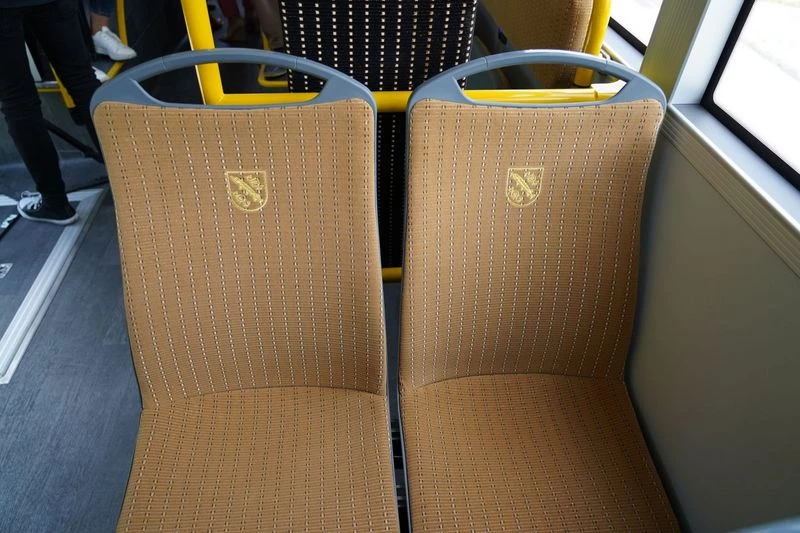 Pierwszy autobus hybrydowy jest już w Rybniku — 16