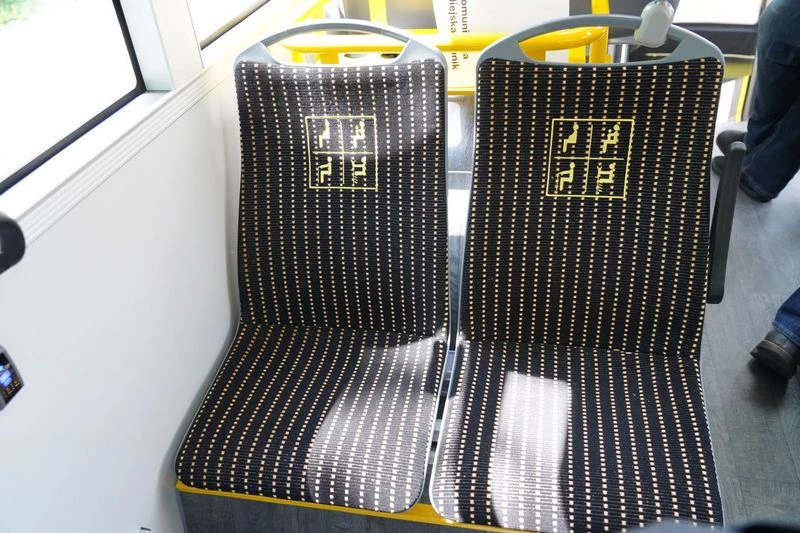 Pierwszy autobus hybrydowy jest już w Rybniku — 19