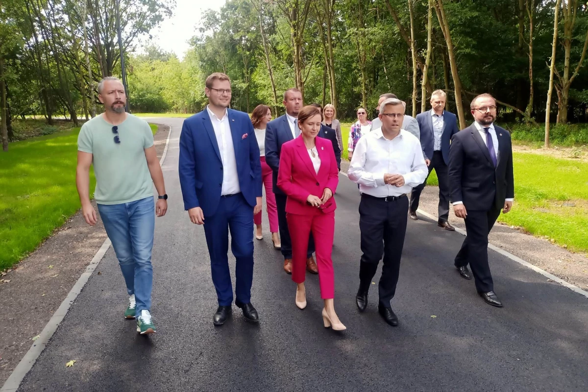 Wizyta gospodarcza wojewody śląskiego w powiecie raciborskim — 4