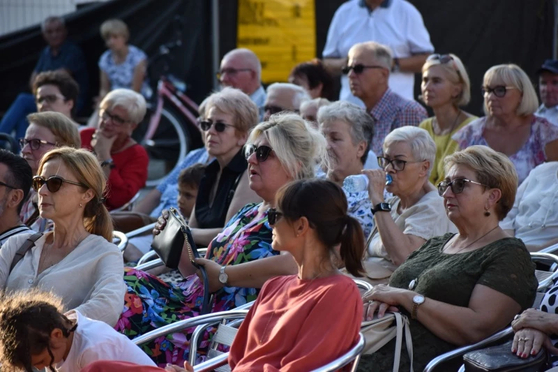 Koncert zespołu wokalnego Miraż na Zamku Piastowskim — 3