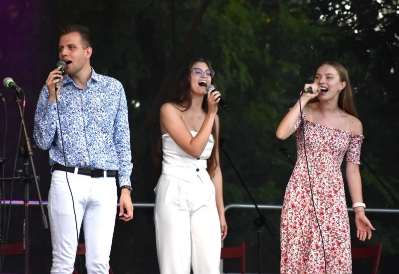 Koncert zespołu wokalnego Miraż na Zamku Piastowskim — 34