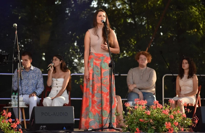 Koncert zespołu wokalnego Miraż na Zamku Piastowskim — 9
