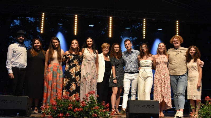 Koncert zespołu wokalnego Miraż na Zamku Piastowskim — 39
