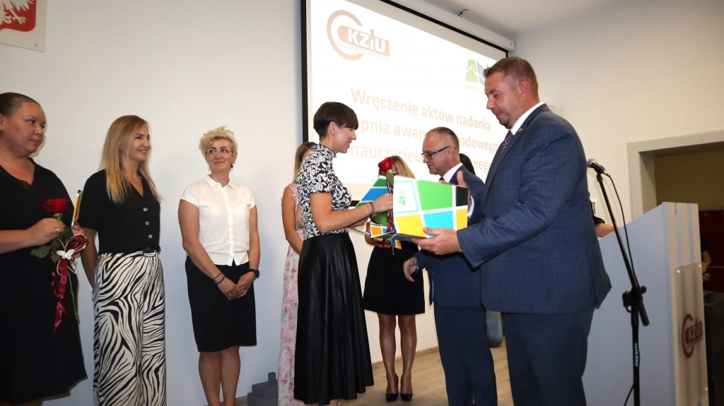 Powiatowa inauguracja roku szkolnego w CKZiU nr 1 — 4