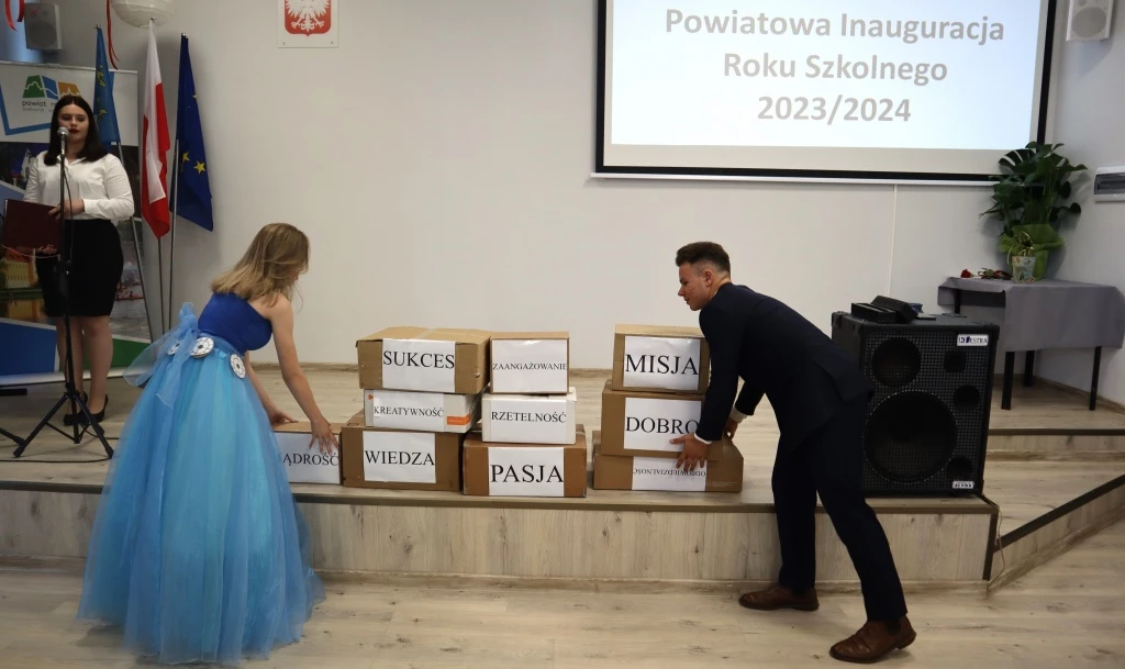 Powiatowa inauguracja roku szkolnego w CKZiU nr 1 — 10