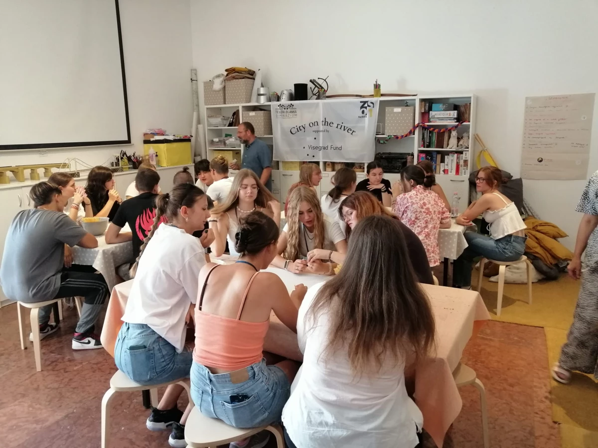 Miasto nad rzeką. Projekt ZSO nr 1 w Raciborzu i Blanka Teleki Gimnazjum w Zuglo — 15