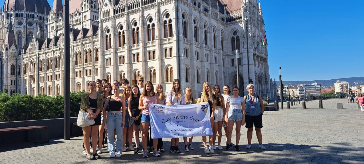 Miasto nad rzeką. Projekt ZSO nr 1 w Raciborzu i Blanka Teleki Gimnazjum w Zuglo — 2