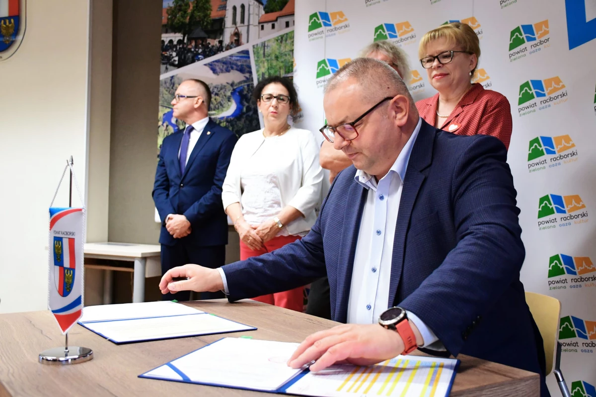 Umowa na północno-zachodnią obwodnicę Raciborza podpisana — 7