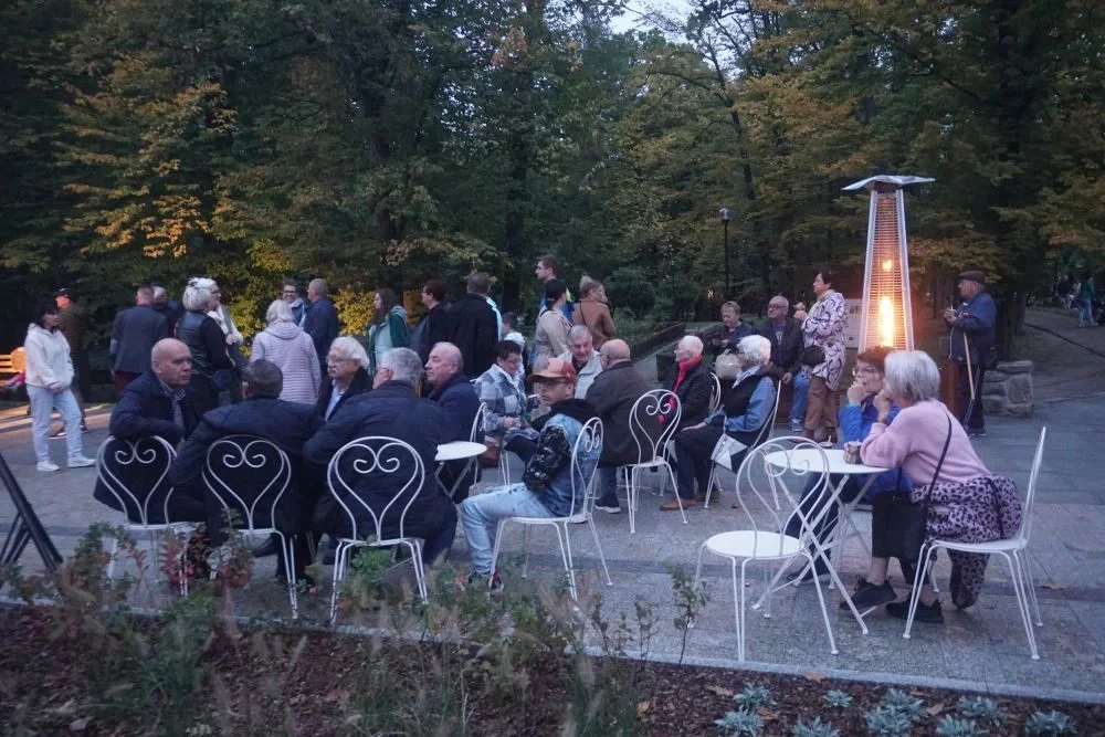 Ul. 1 Maja w Jastrzębiu-Zdroju stała się nowoczesnym rynkiem — 8