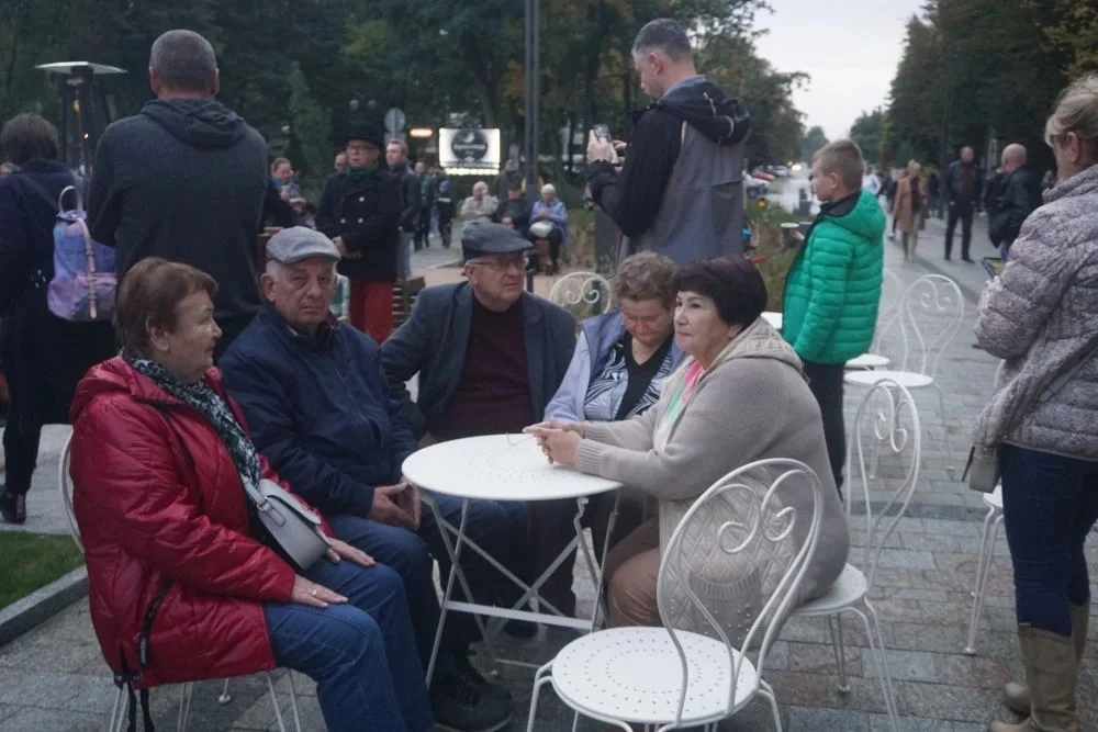 Ul. 1 Maja w Jastrzębiu-Zdroju stała się nowoczesnym rynkiem — 5