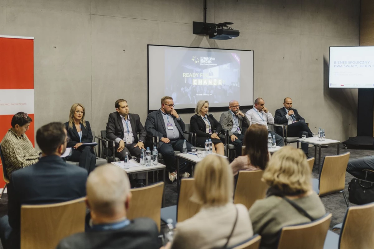 Święto przedsiębiorców, czyli 13. Europejski Kongres Małych i Średnich Przedsiębiorstw — 36
