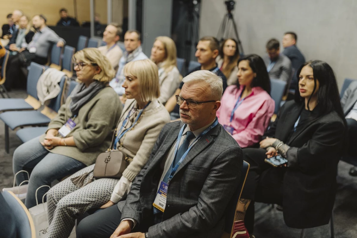 Święto przedsiębiorców, czyli 13. Europejski Kongres Małych i Średnich Przedsiębiorstw — 35