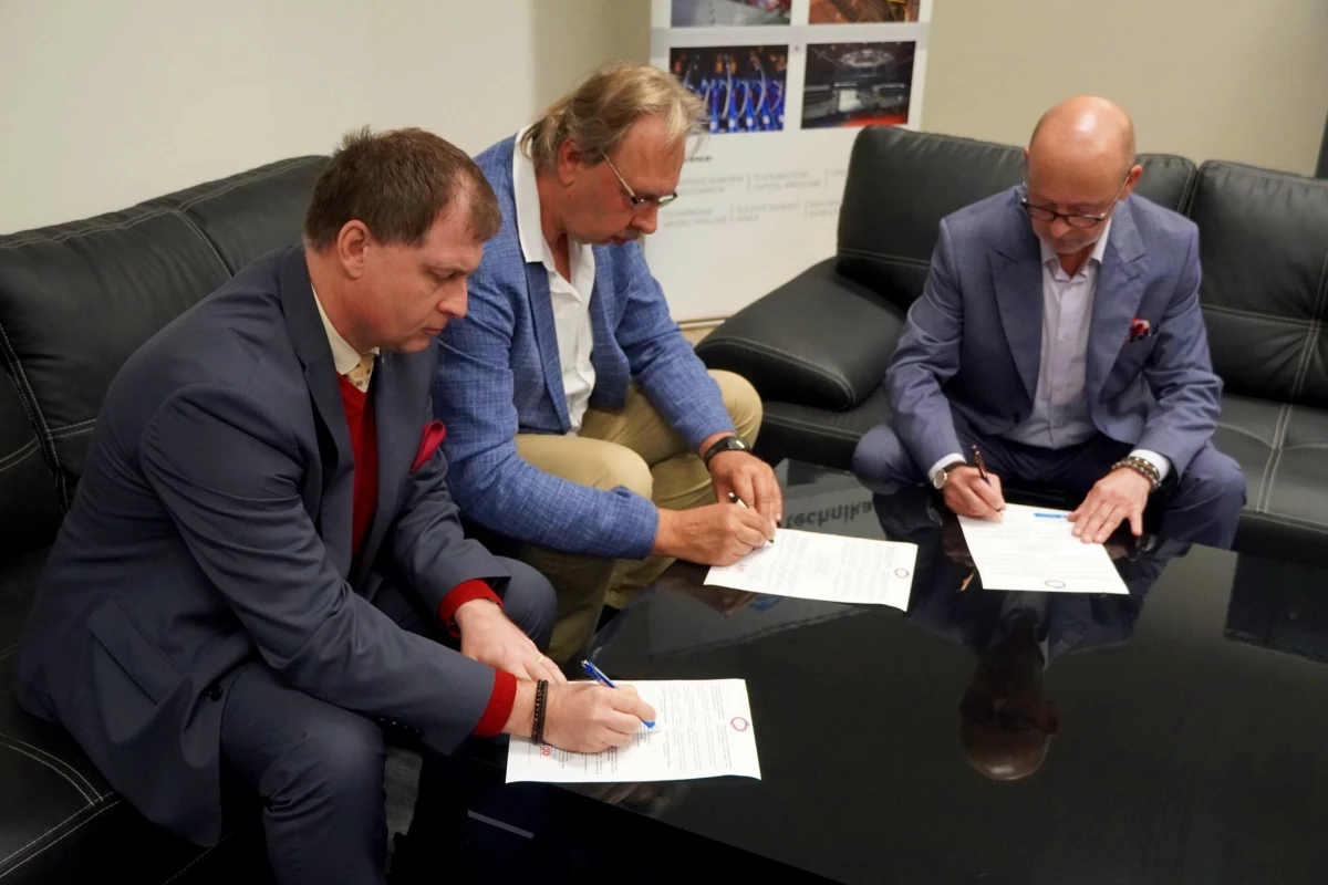 Sygnatariusze Memorandum o problemach gospodarczych w Ostrawie — 16