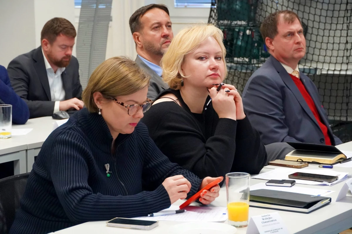 Sygnatariusze Memorandum o problemach gospodarczych w Ostrawie — 24