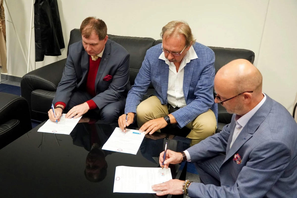 Sygnatariusze Memorandum o problemach gospodarczych w Ostrawie — 15
