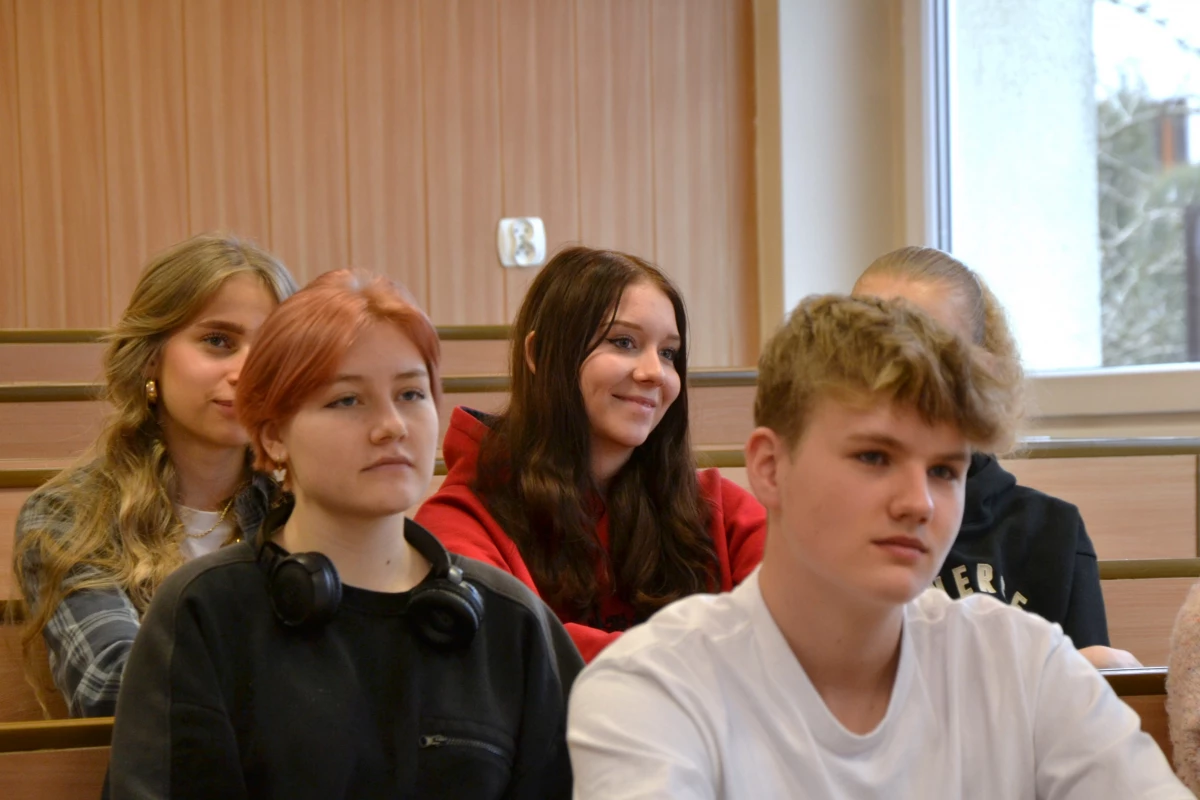 Podpisanie umowy partnerskiej w wodzisławskim Ekonomiku — 21