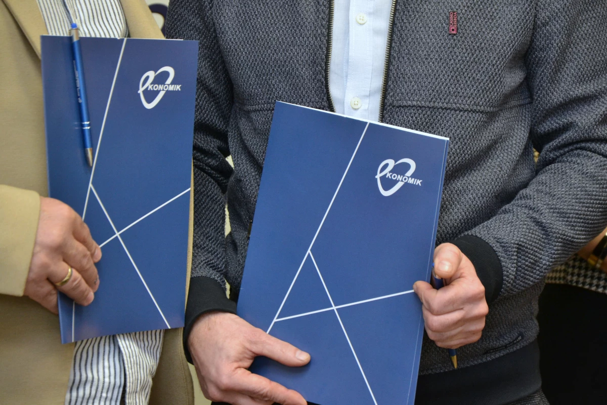 Podpisanie umowy partnerskiej w wodzisławskim Ekonomiku — 14