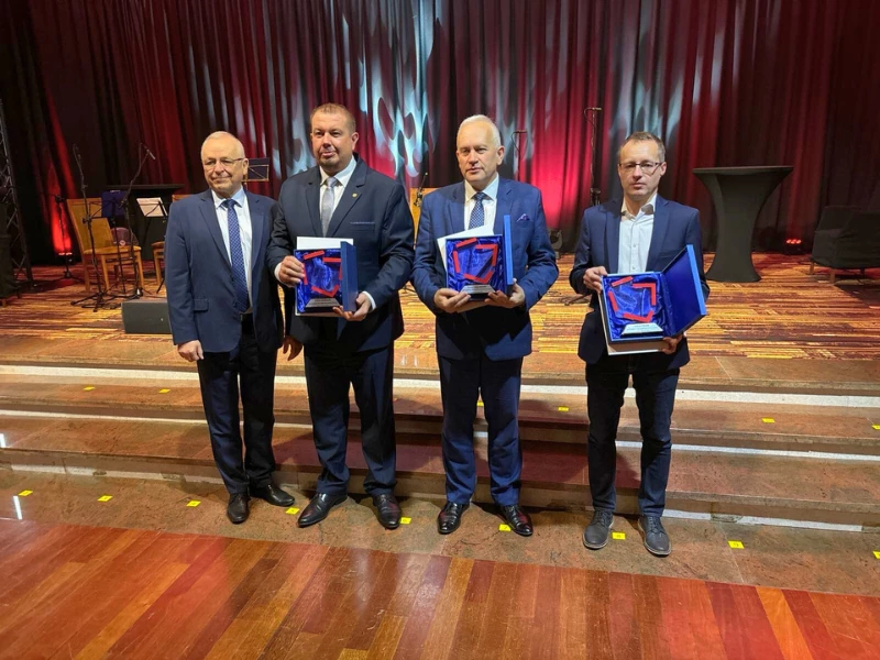 Powiat raciborski najlepszy w Polsce. Grzegorz Swoboda odebrał nagrodę — 8